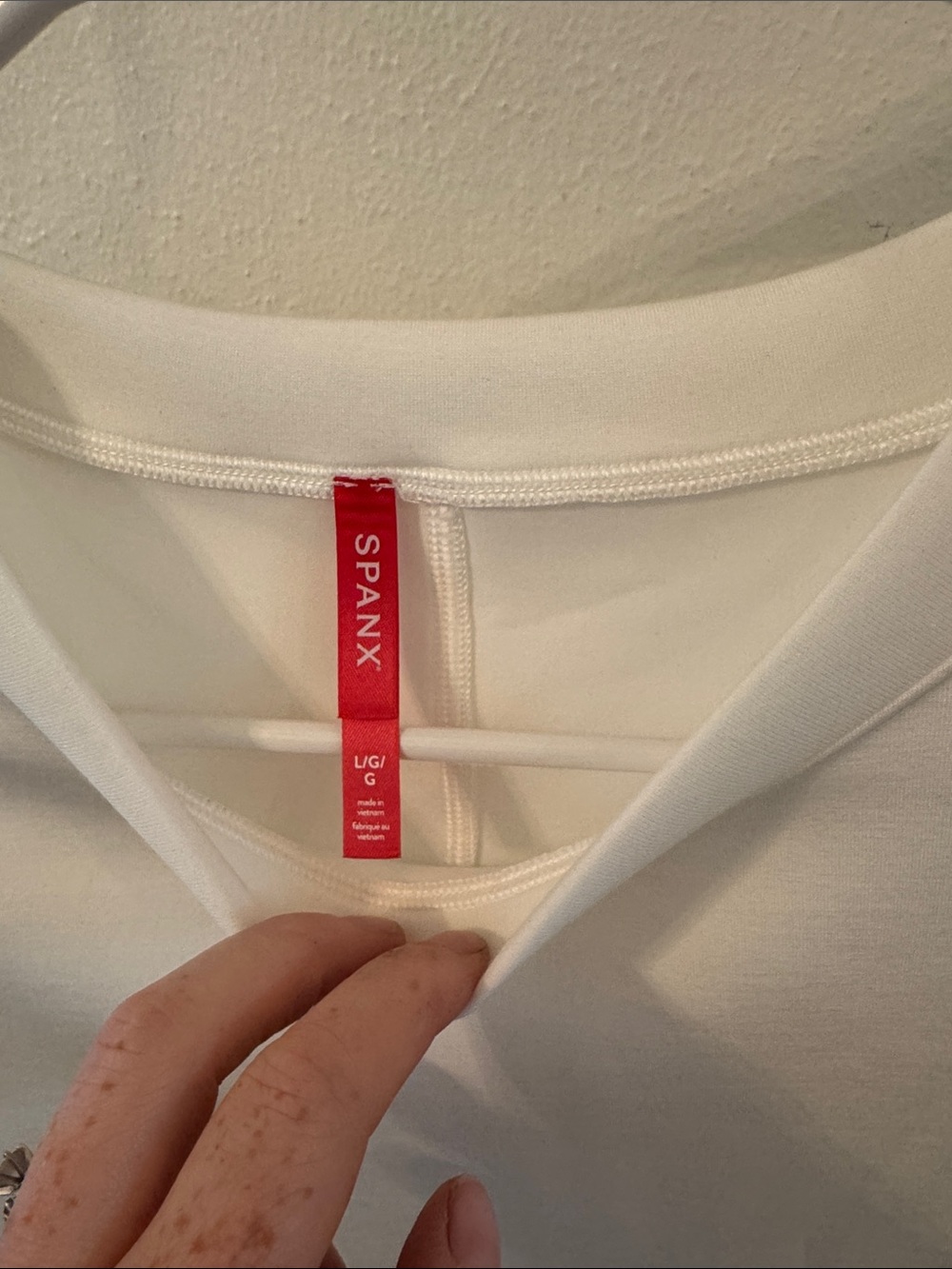 White spanx NWT airessential tunic tank large - Picture 2 of 4